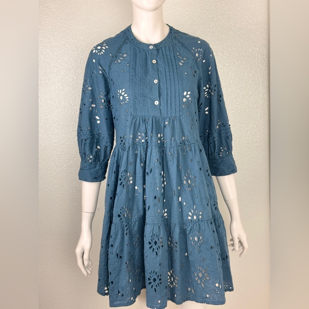 ANTROPOLOGIE dRA Blue Eyelet Button-Down Dress Size Small. D1